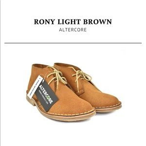 NWT Altercore Rony Unisex Desert Boots